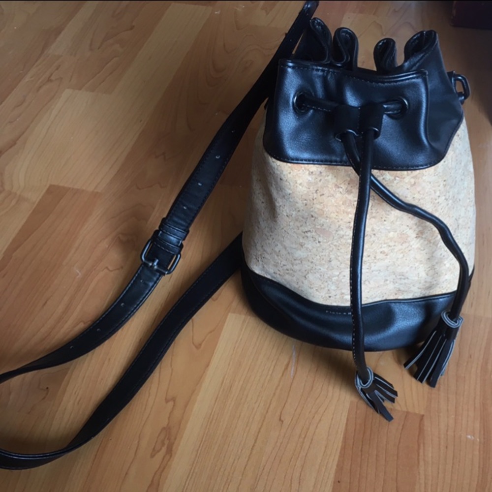 Pixie * Mood Cork Bucket Bag NWOT